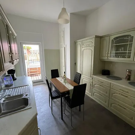 Modernes, Grosses 95 Qm Penzion Meuselwitz